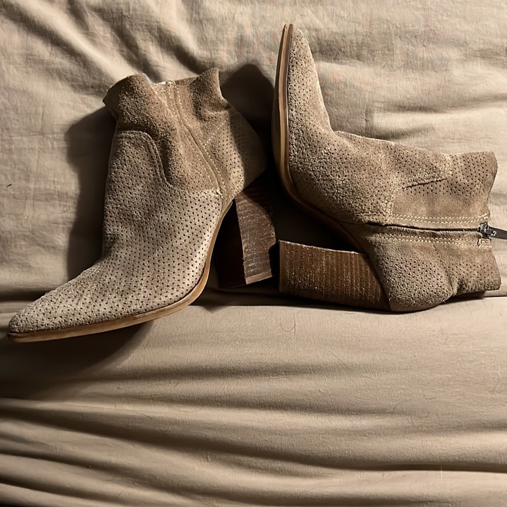 Vince Camuto | Cava Perforated Pointy Toe Boot - image 4